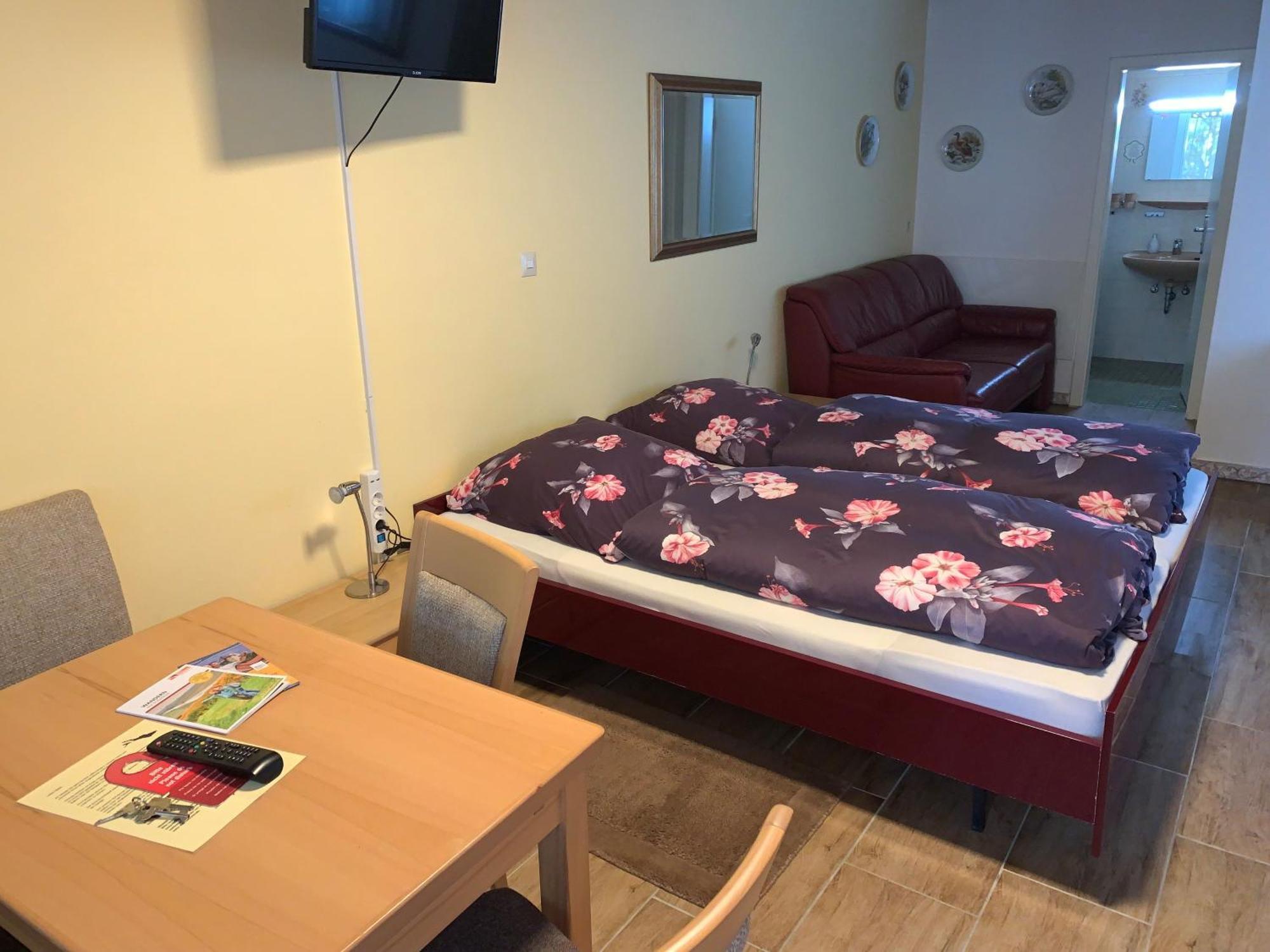 Gaestehaus Am Lindenweg Meersburg Esterno foto